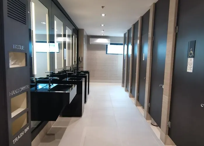 Sm Dcs Space -smdc Air Makati - Affordable Ayala, Makati Business District 马尼拉