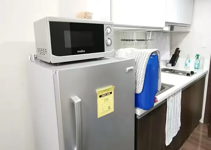 Sm Dcs Space -smdc Air Makati - Affordable Ayala, Makati Business District 公寓式飯店
