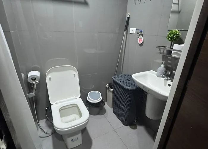 Sm Dcs Space -smdc Air Makati - Affordable Ayala, Makati Business District * 马尼拉
